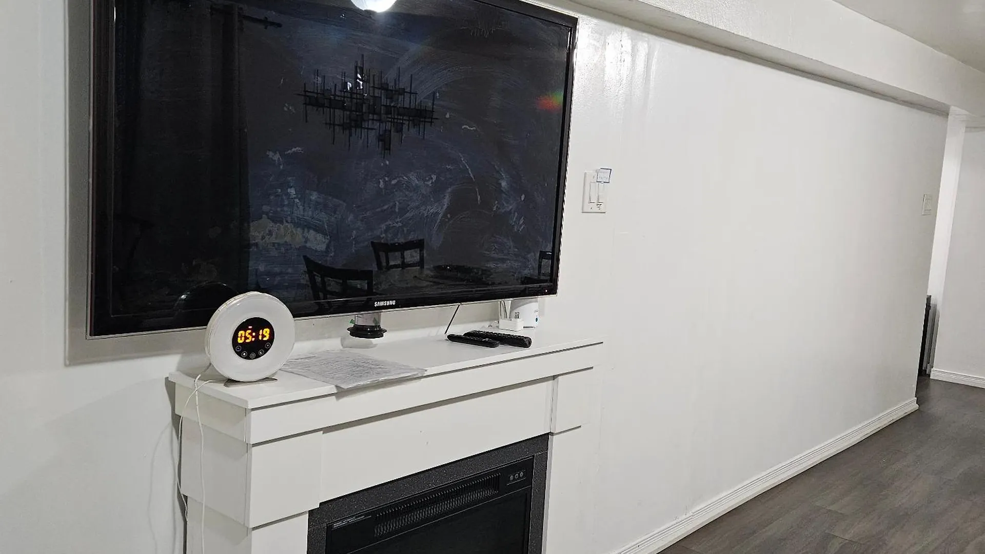 Queen Bedroom Toronto 3*,  Canadá